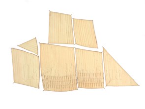 {{photo.Alt || photo.Description || 'Клееные паруса на Петегроф'}}